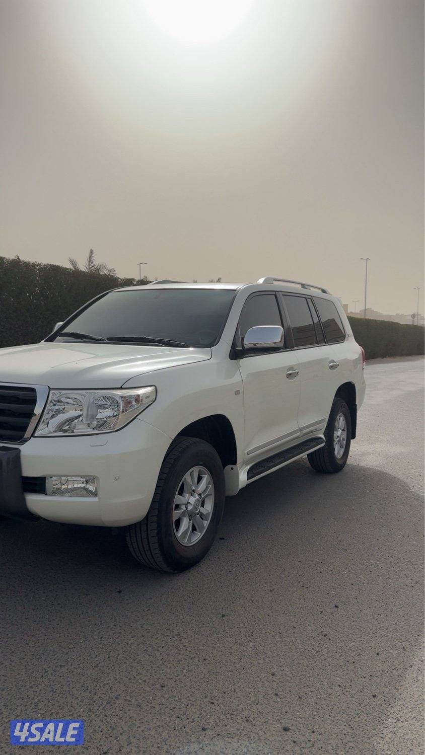 للبيع لاند 2011 ماشي 347 اصباغ متفرقه الفحص موجود بالاعلان0