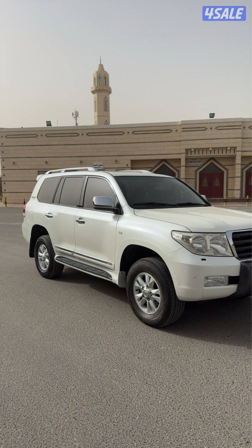 للبيع لاند 2011 ماشي 347 اصباغ متفرقه الفحص موجود بالاعلان2