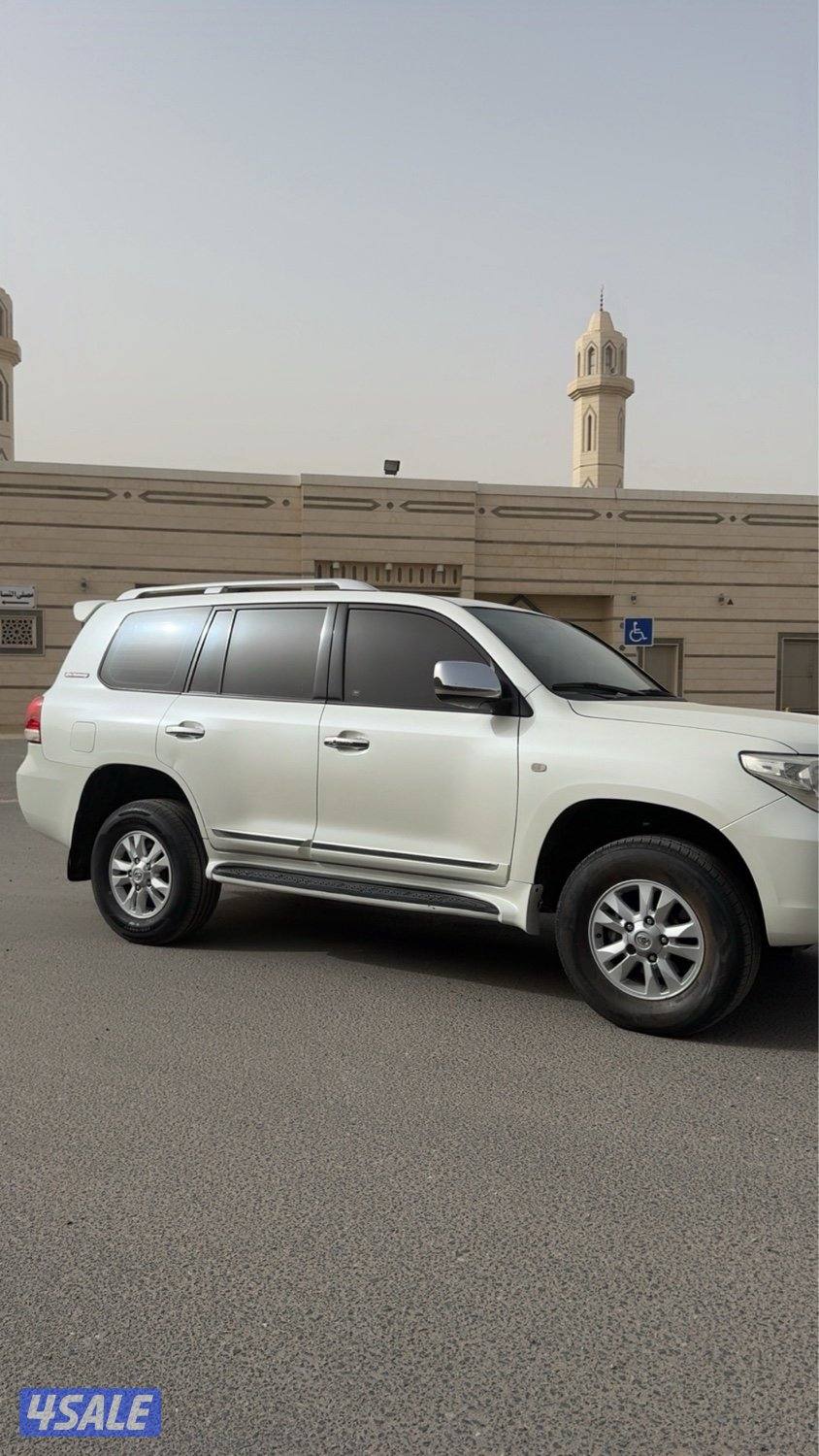 للبيع لاند 2011 ماشي 347 اصباغ متفرقه الفحص موجود بالاعلان8