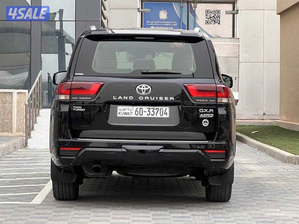 لاندكروزر / توين تيربو / ٢٠٢٢ / عداد ٩ الاف4