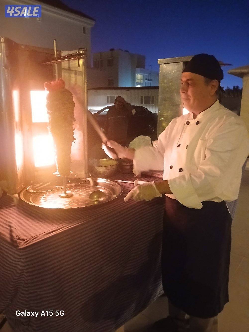 مشويات الشيف رافع المتنقلة4