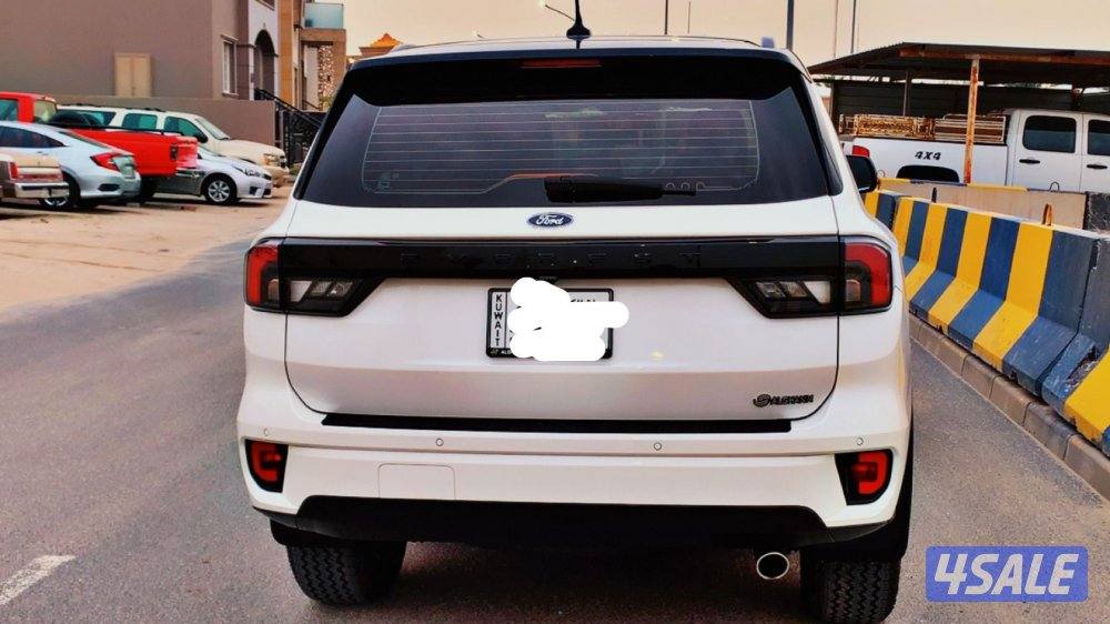 SAL CAR FORD EVEREST km16