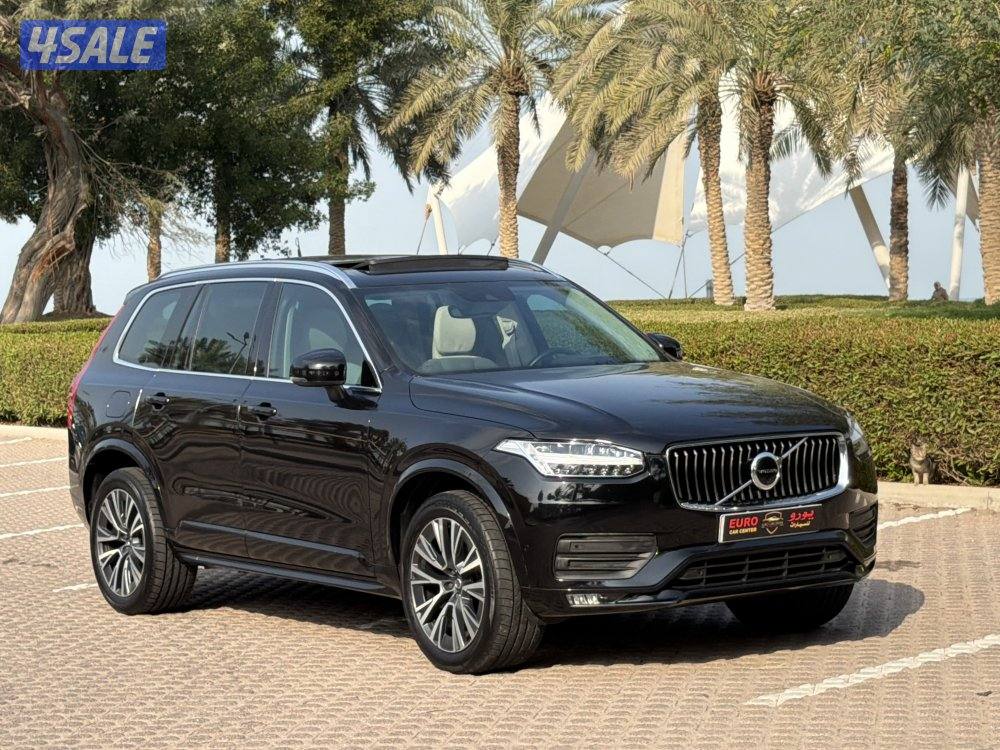 VOLVO XC90 / 2022 . B5 AWD1