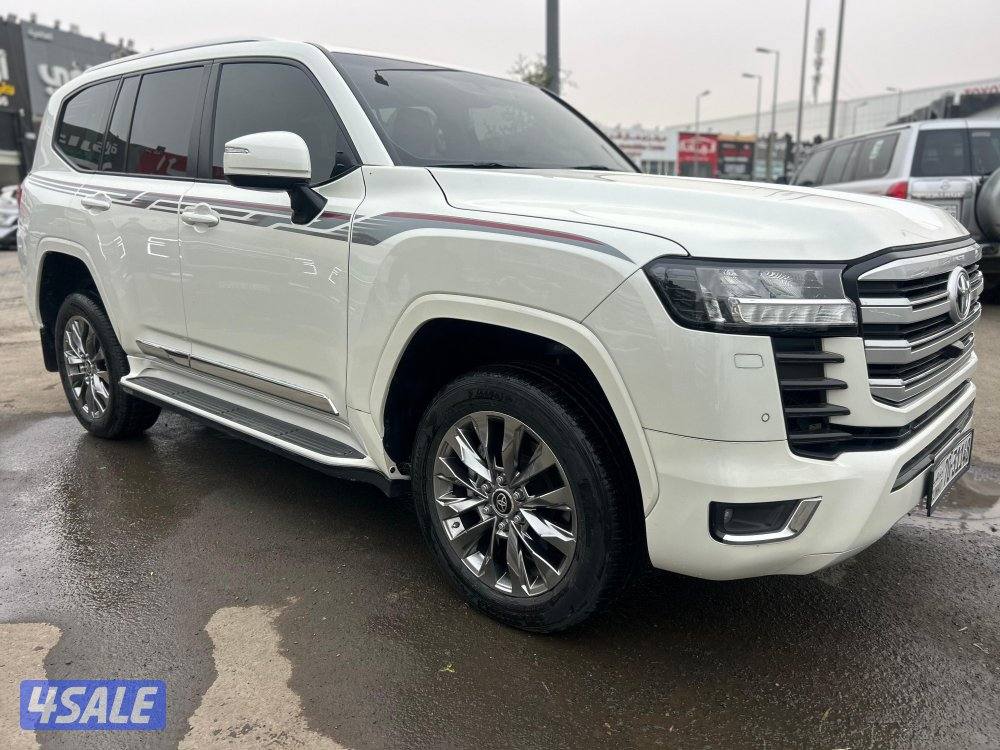 تويوتا لاند كروزر GX.R AERO
 twin turbo.V6
موديل 2023
ماشى 48.000 k.m1