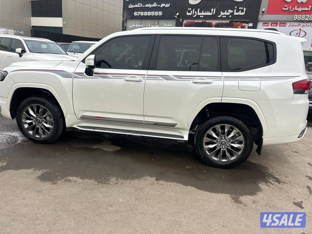 تويوتا لاند كروزر GX.R AERO
 twin turbo.V6
موديل 2023
ماشى 48.000 k.m3