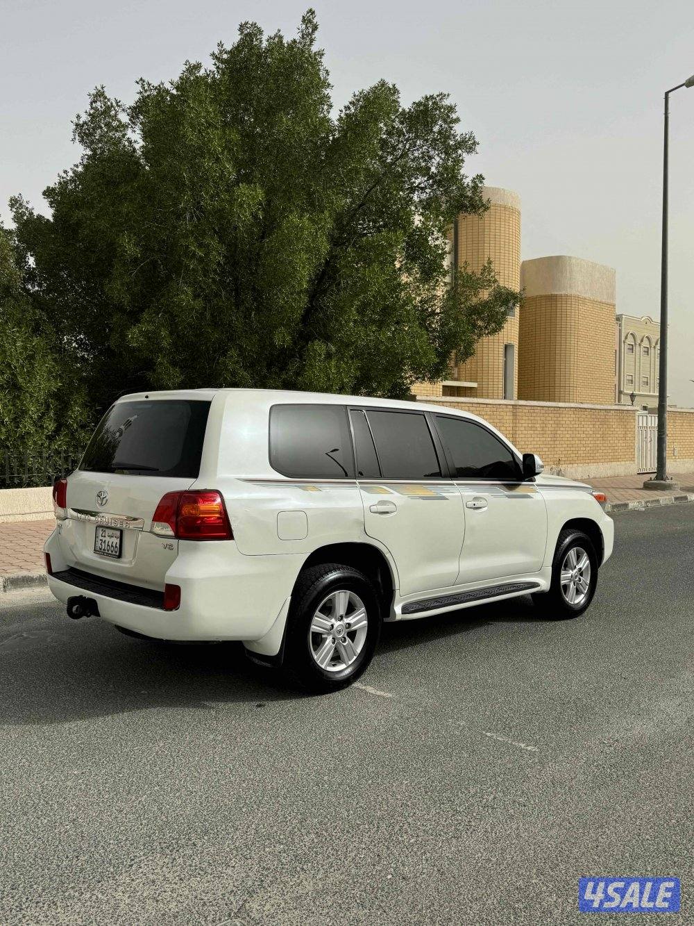 لاند كروزر 20124