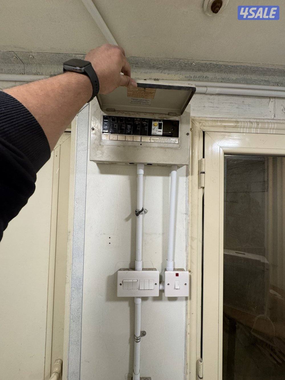 للبيع غرفة ساندوتش بانيل ٣/٤6