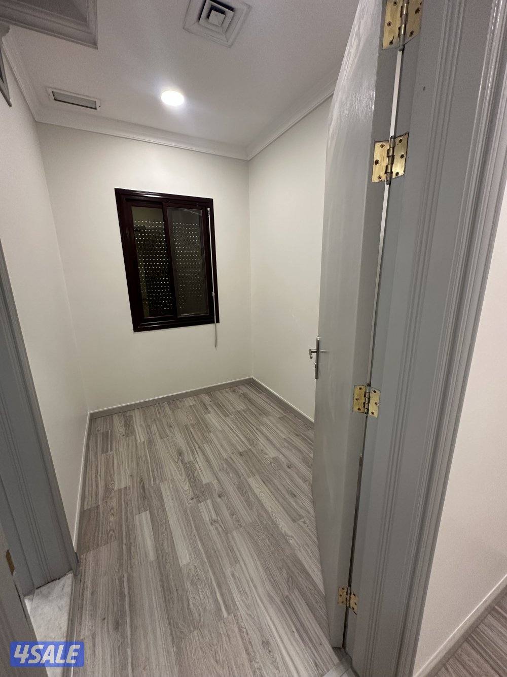 ٣ غرف ٣ حمامات غرفة خدا1