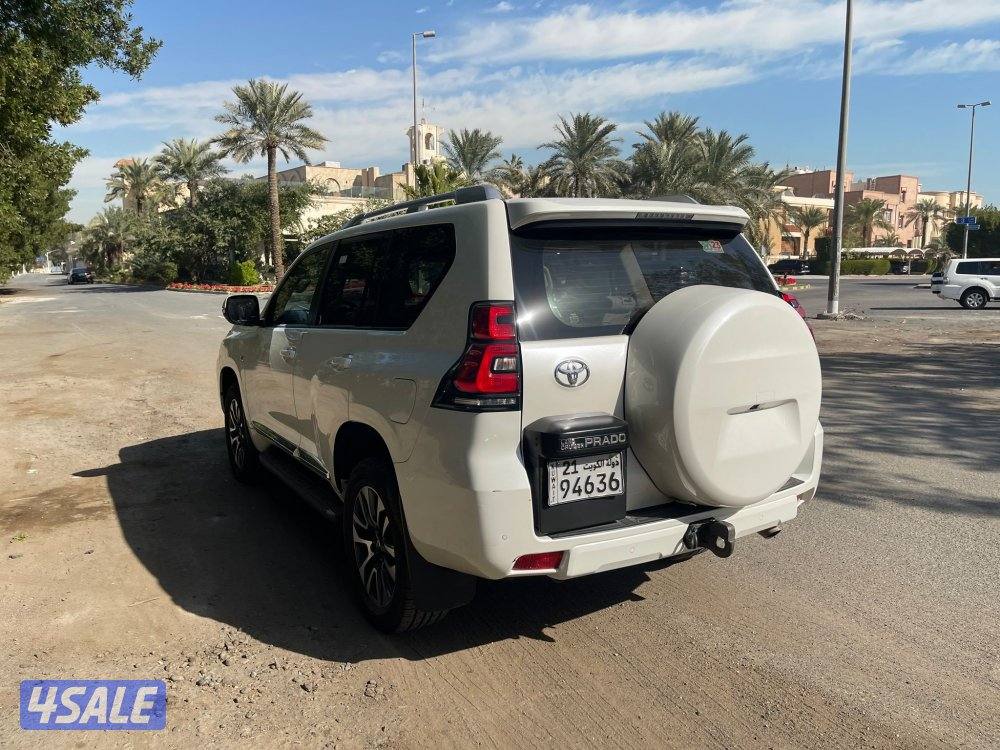 برادو TXL موديل 2023 ماشي 113 الف شرط الفحص صبغ كالة بدون فتحة6