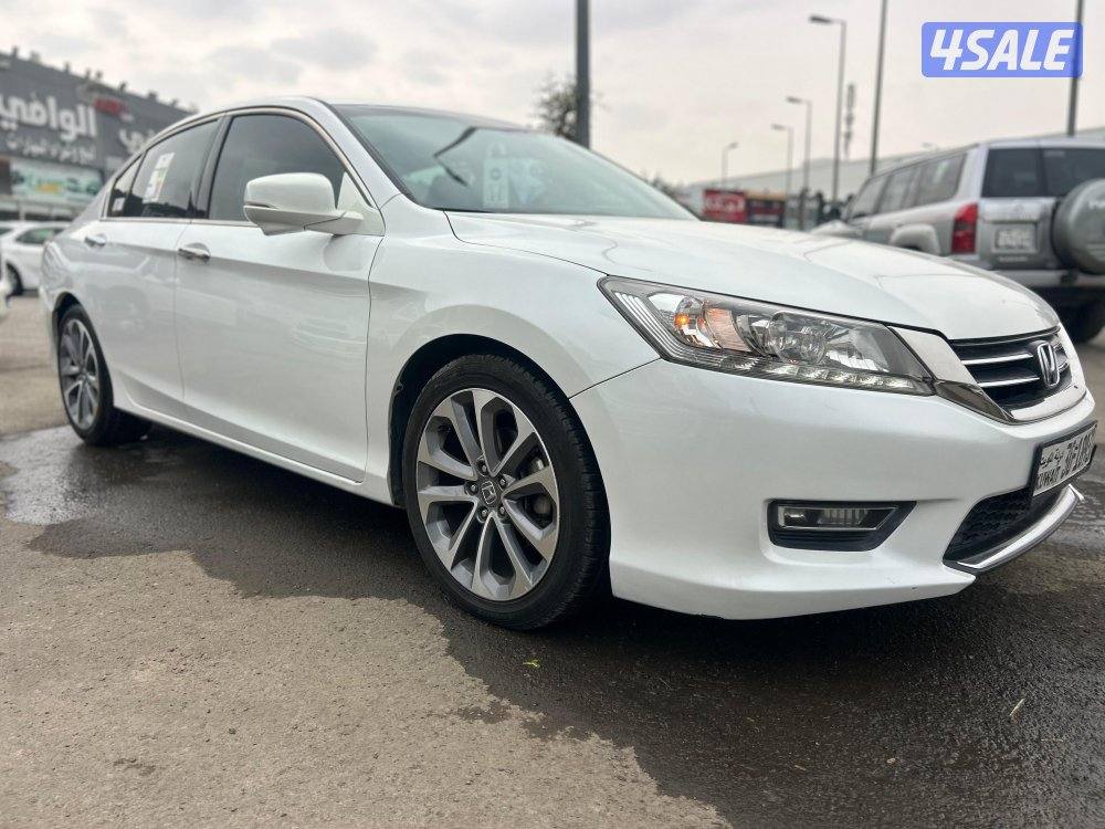 هوندا اكورد.V6
موديل 2013
ماشى 115.000 k.m
وارد الغانم.اصباغ متفرقه1