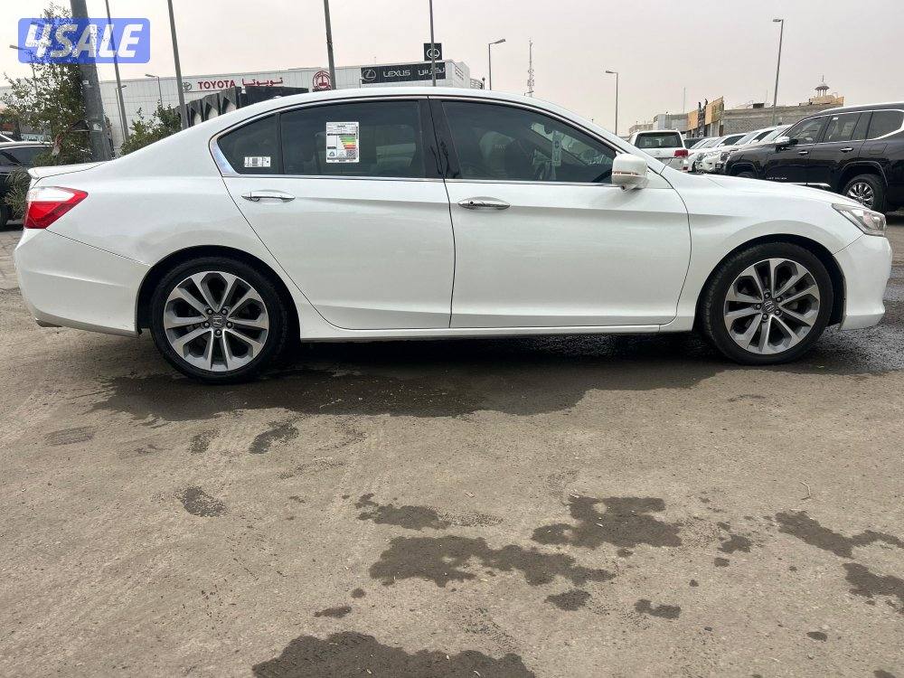 هوندا اكورد.V6
موديل 2013
ماشى 115.000 k.m
وارد الغانم.اصباغ متفرقه2