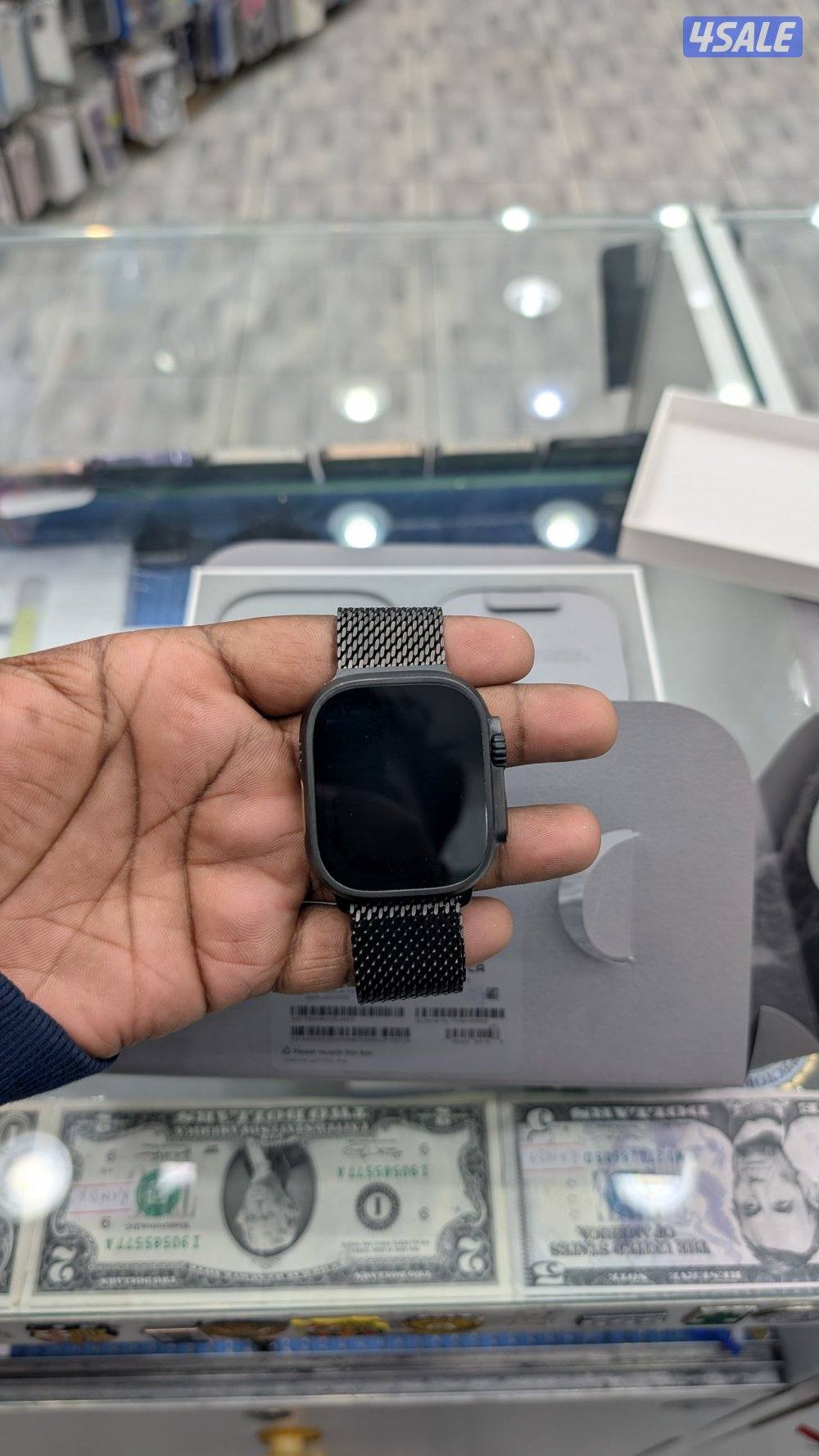 Apple watch ultra 2 black (Milanese Loop)1