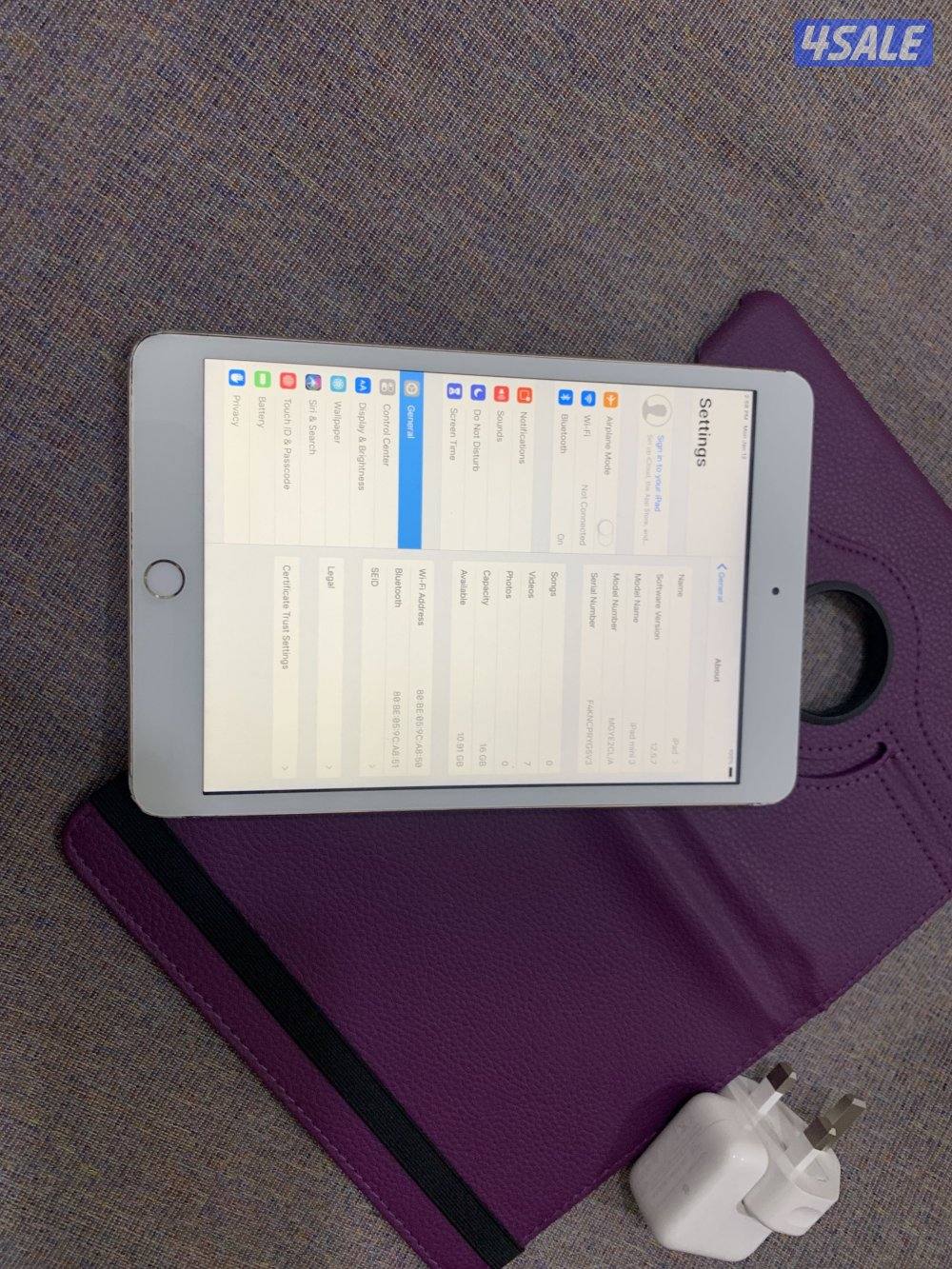 ايباد ميني 3 ثري 16 قيقا نظيف وشغال تمام مع كفر جديد وشحن اصلي1