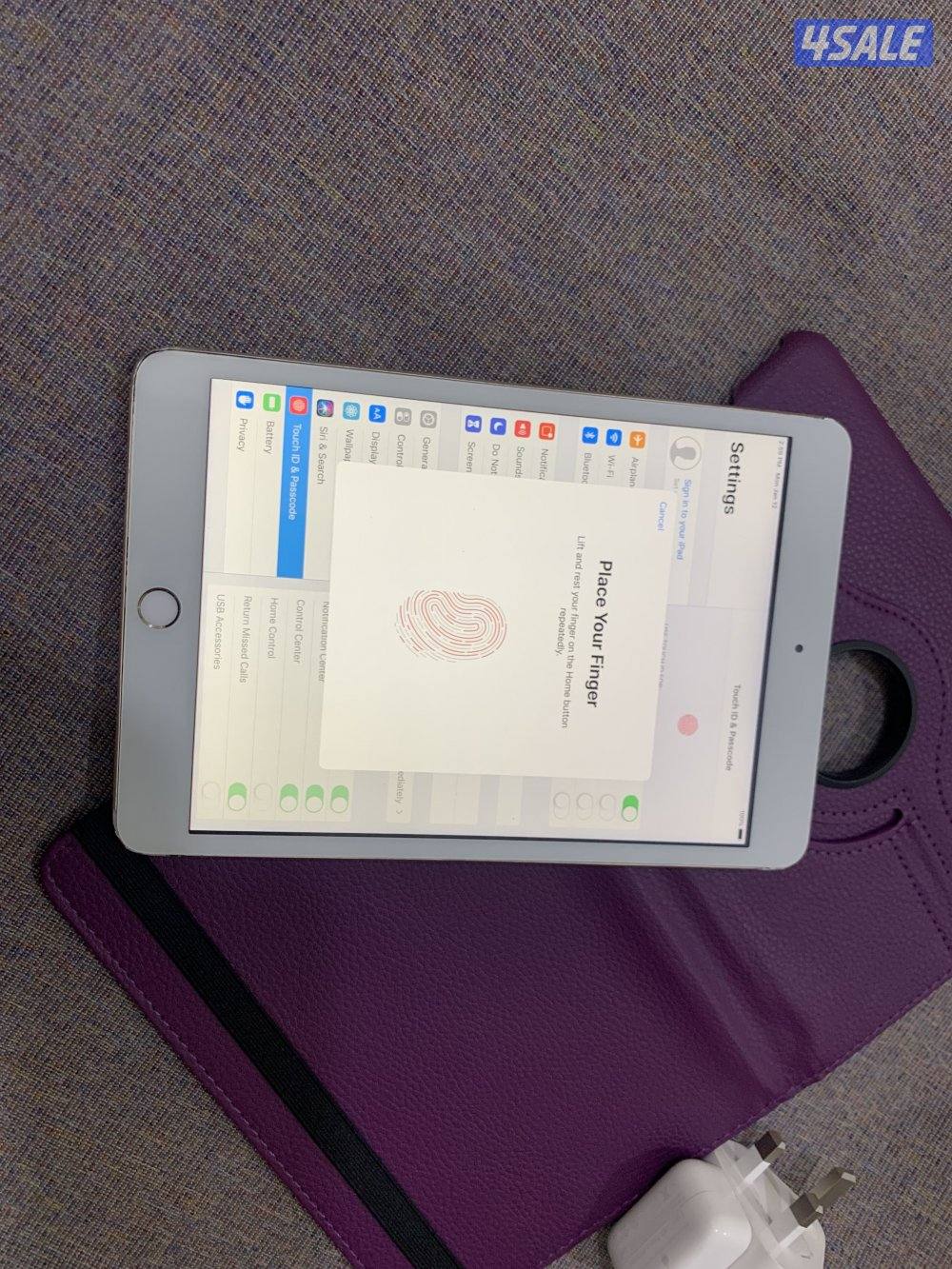 ايباد ميني 3 ثري 16 قيقا نظيف وشغال تمام مع كفر جديد وشحن اصلي5