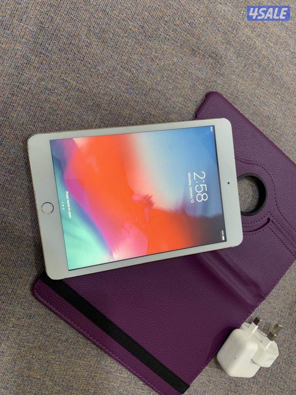 ايباد ميني 3 ثري 16 قيقا نظيف وشغال تمام مع كفر جديد وشحن اصلي6