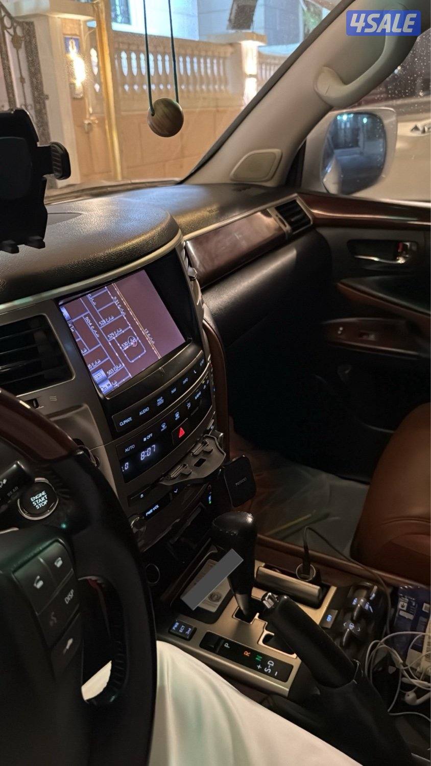 لكزسس ٢٠١٢3