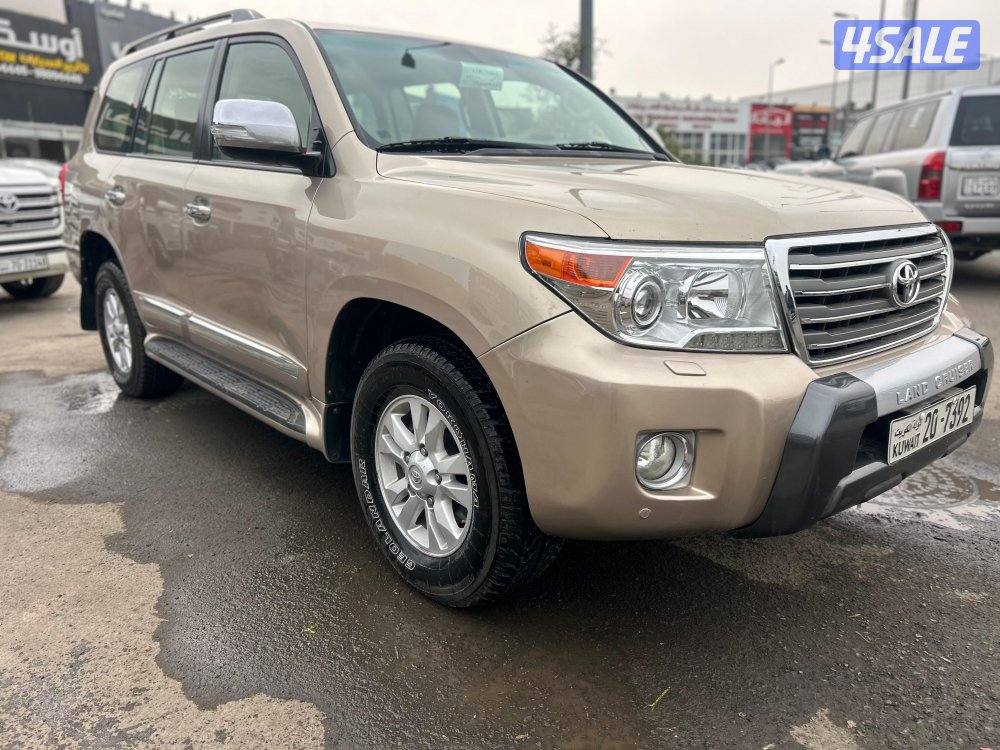 لاند كروزر GX.R -V8
موديل 2012
ماشى 479.000 k.m 
وارد الساير.صبغ وكالة1