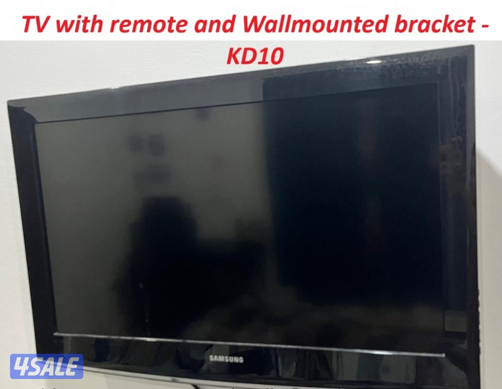 Samsung TV with wall mounted bracket and with remote control for Sale1