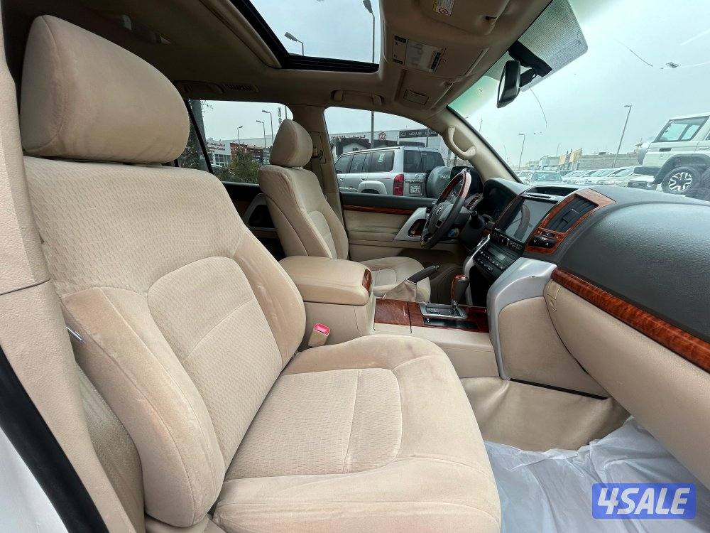 لاند كروزر GX.R -V8
موديل 2012
ماشى 490.000 k.m 
وارد الساير5