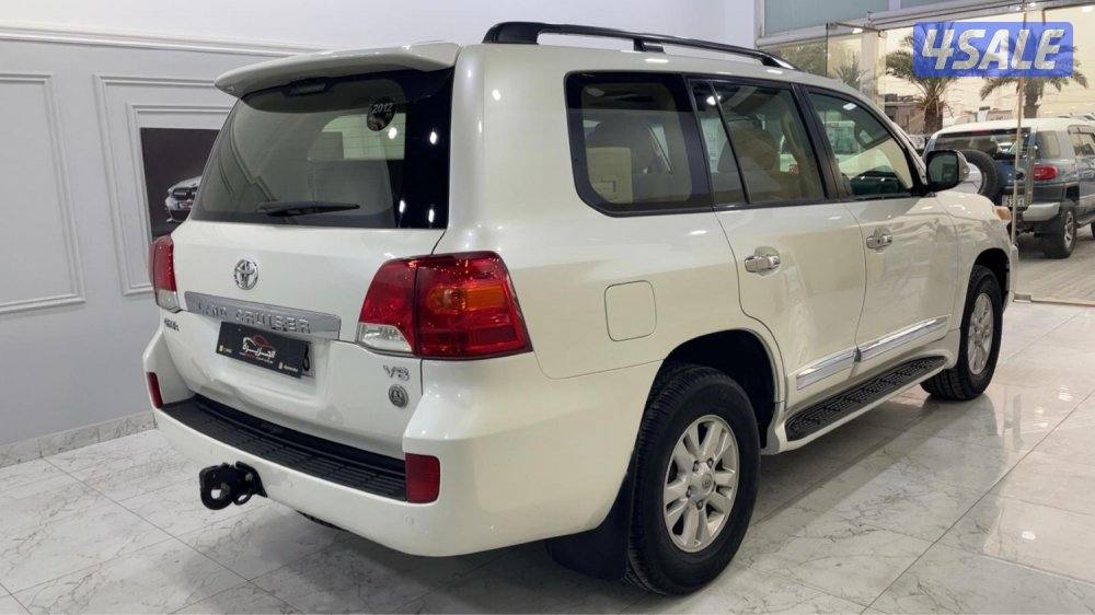 للبيع لاند كروزر 20123
