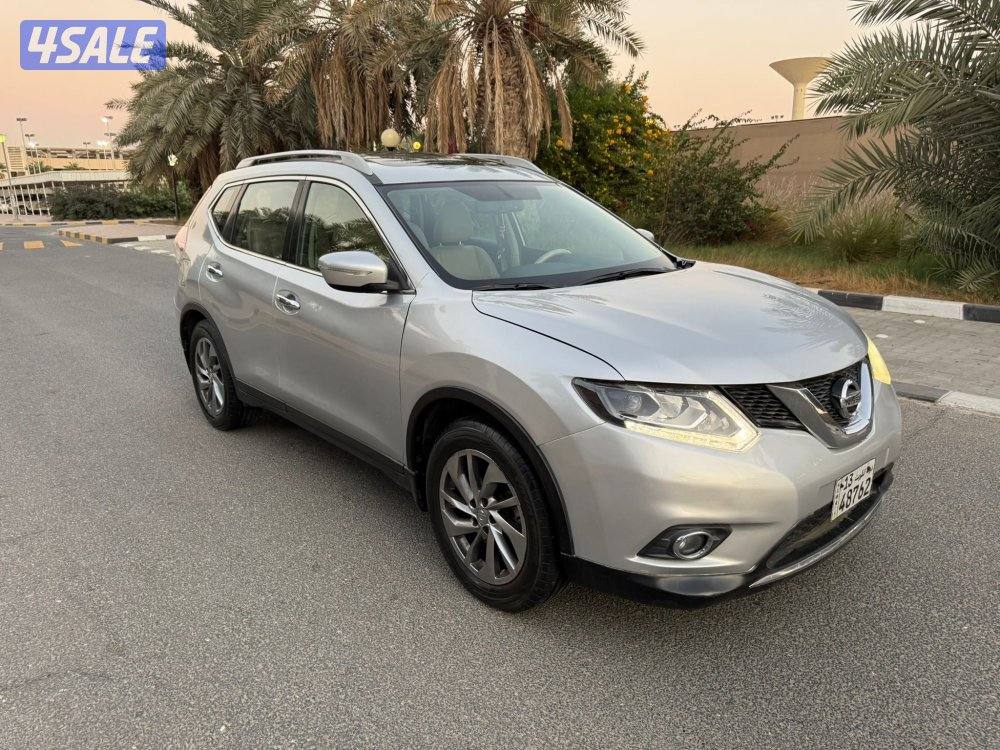 اكس تريل2015  اعلى درجه ماشي 1304