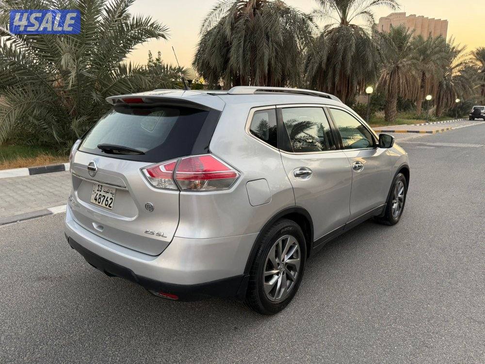 اكس تريل2015  اعلى درجه ماشي 1308