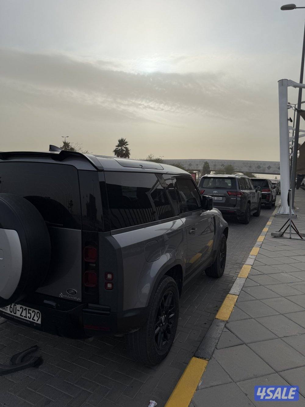 ديفندر 90 20212