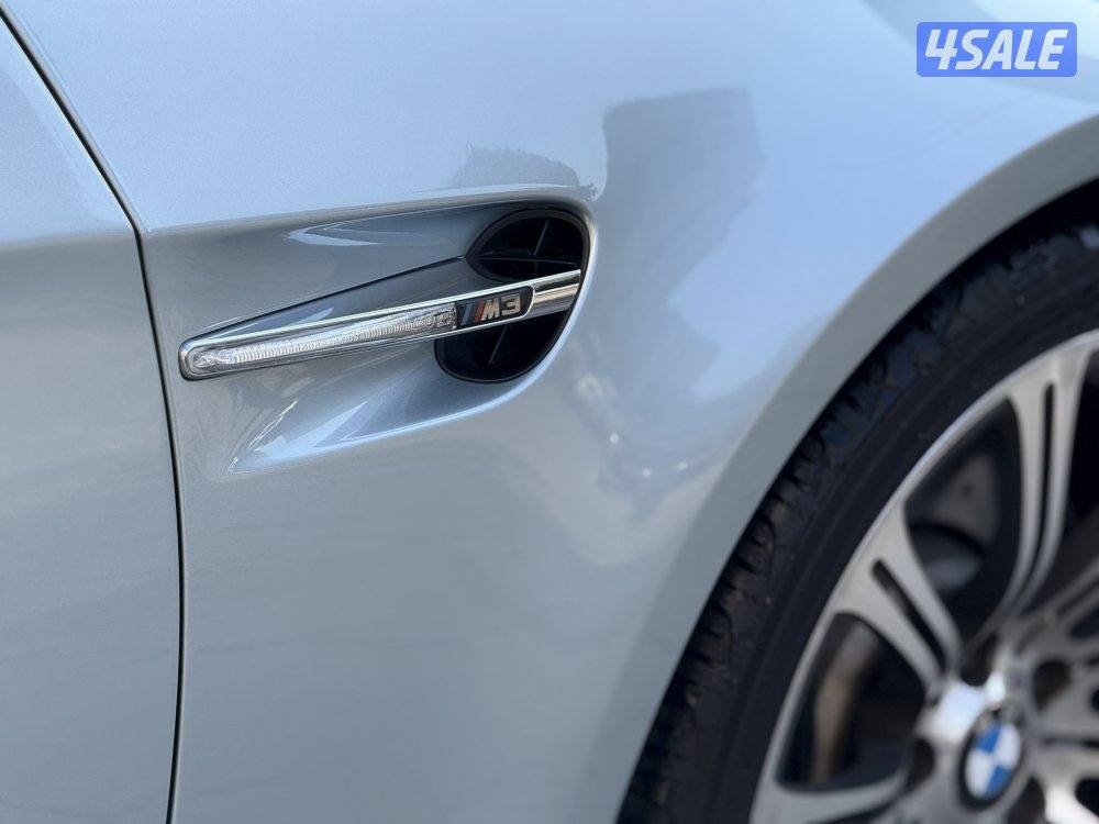 BMW M3 E93 …2008…77Km8