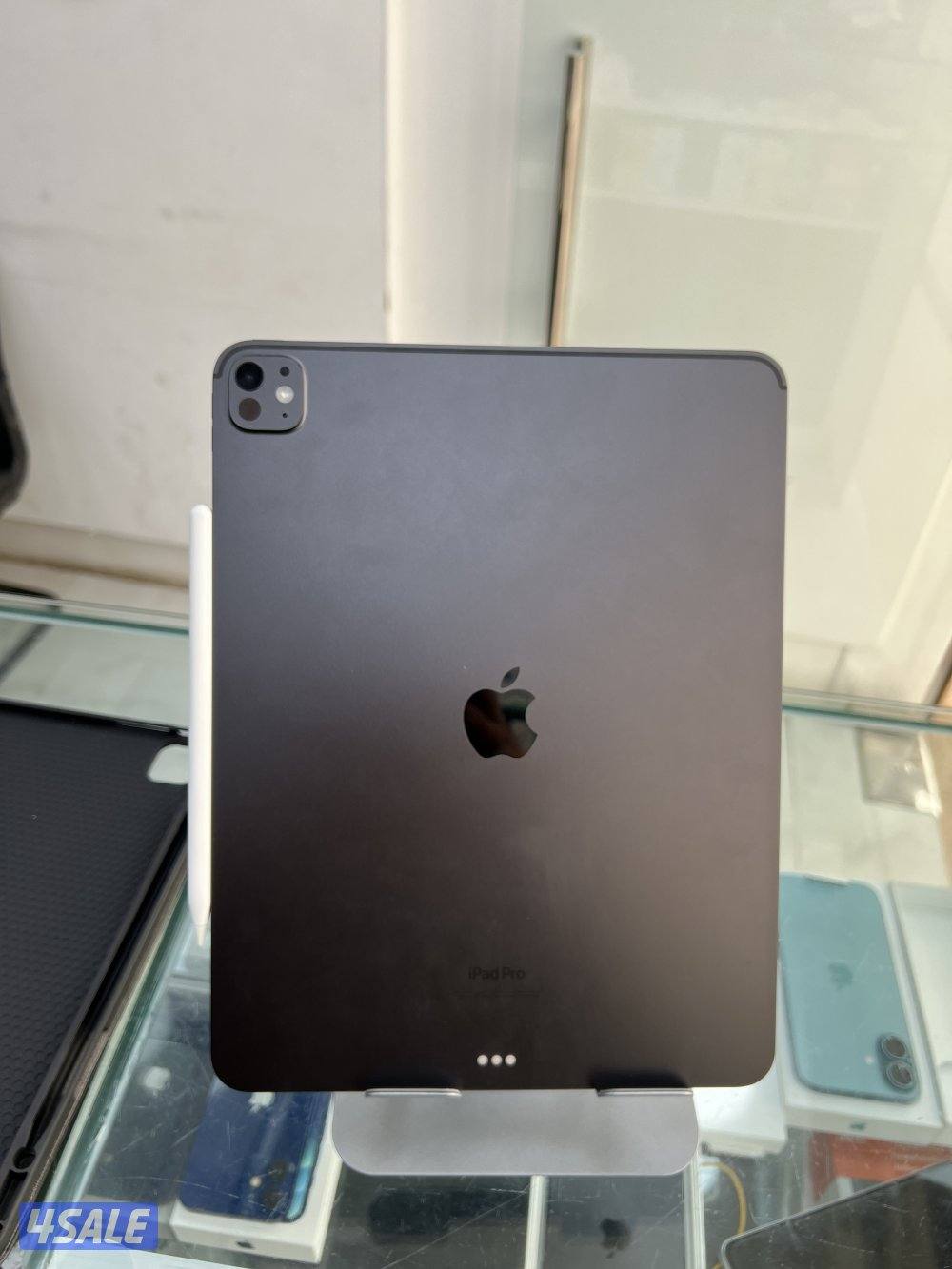 للبيع آيباد برو ١٣ انش2