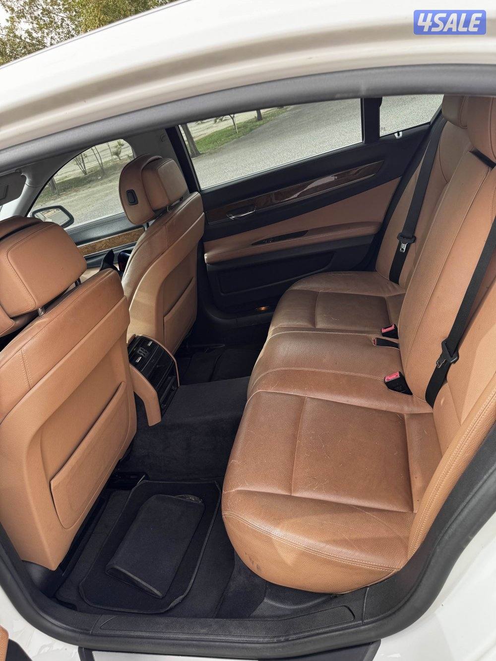 للبيع bmw730Li(118km)3