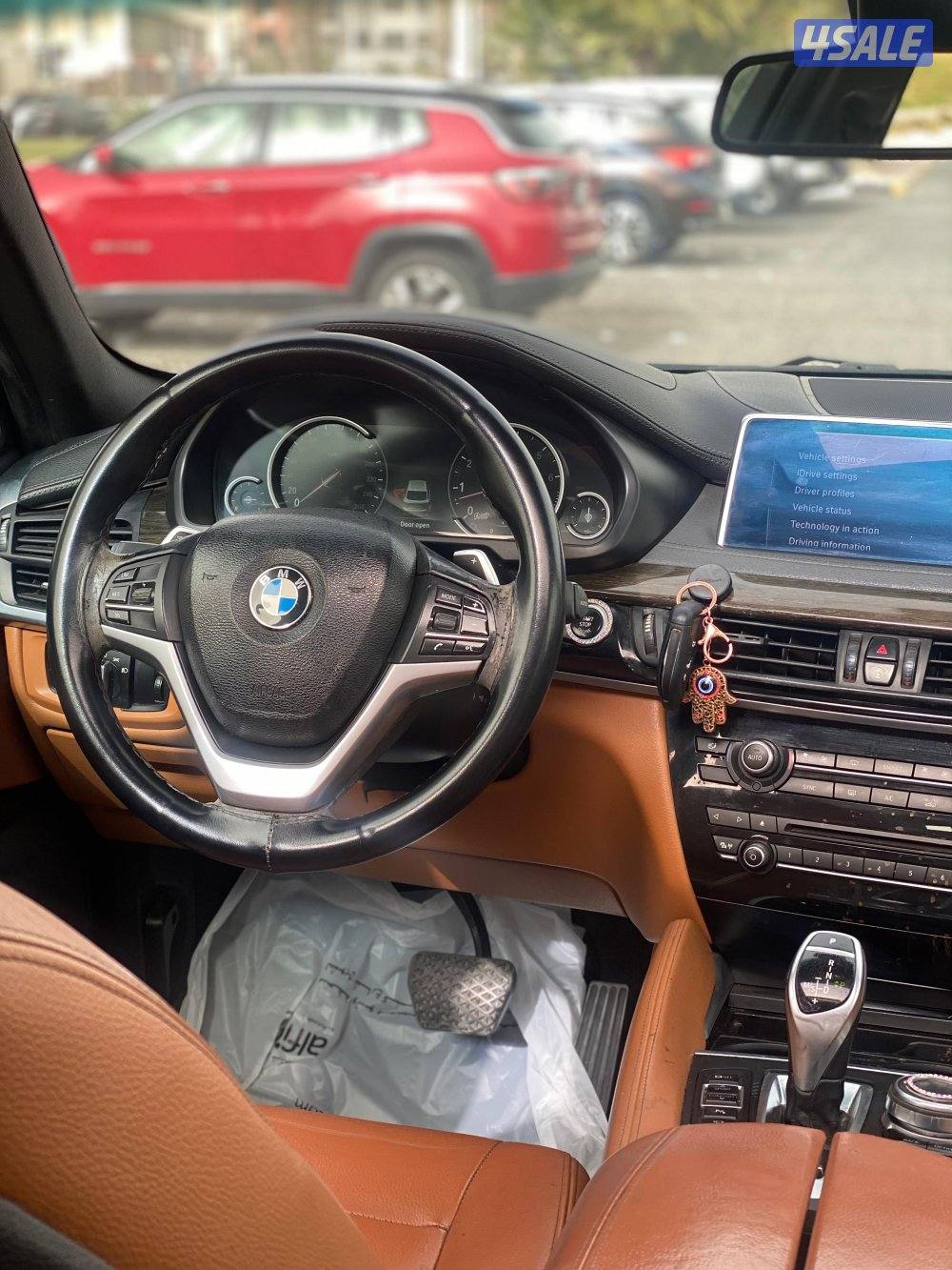 بيع🔺شراء🔺تثمين

- BMW X6  
- موديل 2017  
- العداد: 174,000 الف9