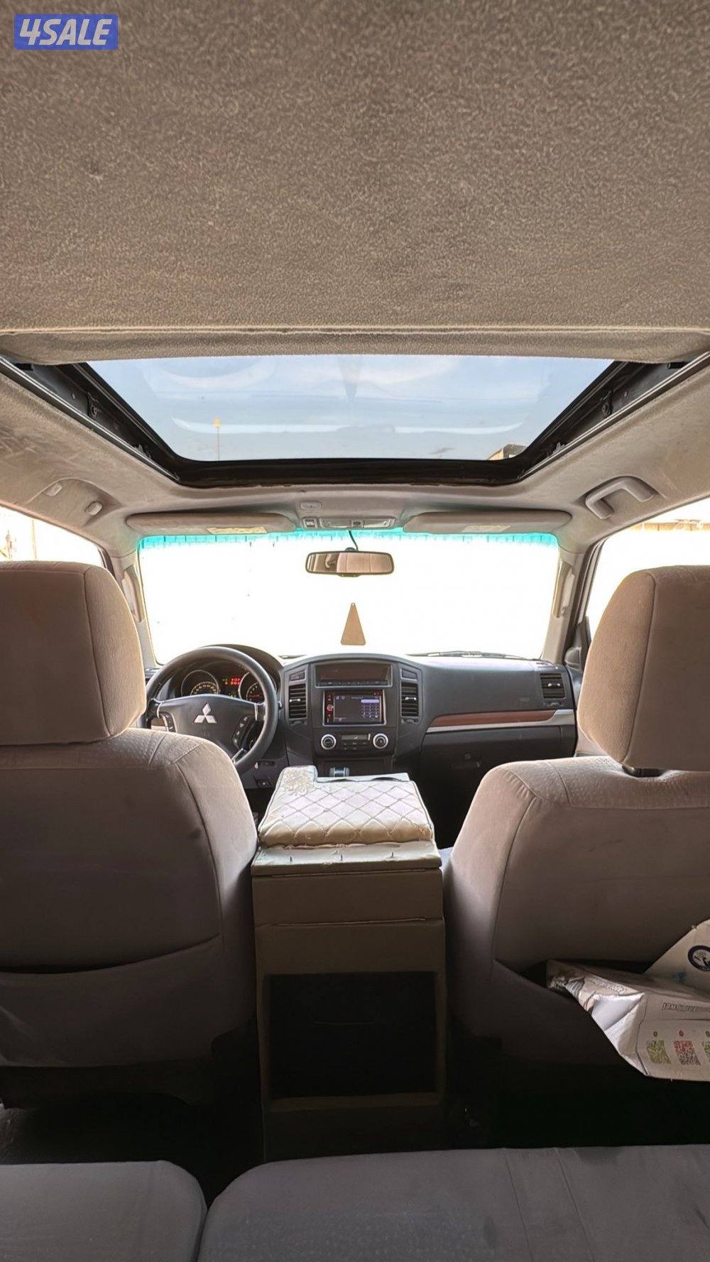 للبيع جيب باجيرو باب واحد5