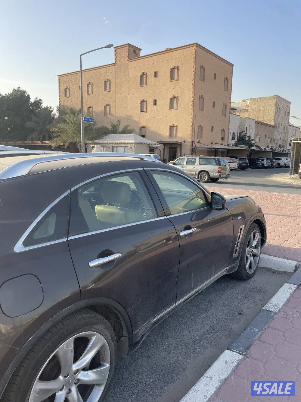 للبيع بحاله فوق الممتازه موديل ٢٠١:1