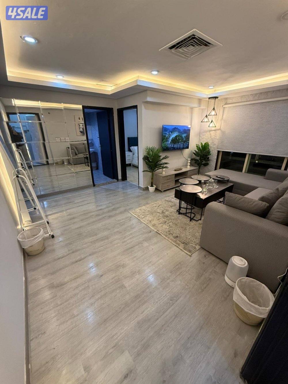 يوجد لدينا شقق الايجار غرفه وصاله ومطبخ وحمام تشطيب سوبر لوكس يوجد 🚙🚗5