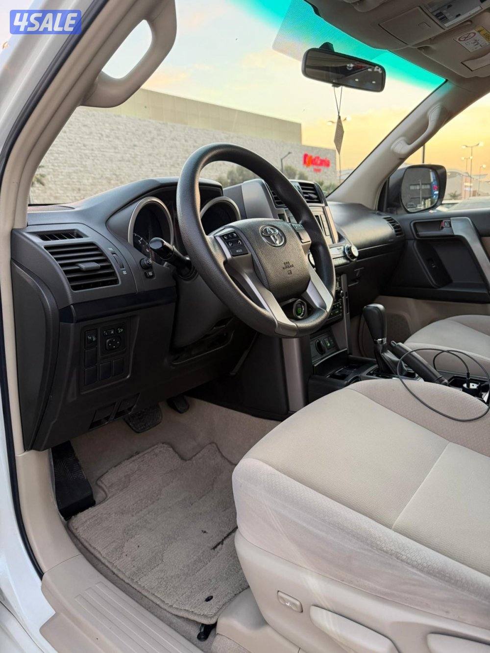 برادو TXL الساير 2013 بحاله نادره عداد 99 الف5