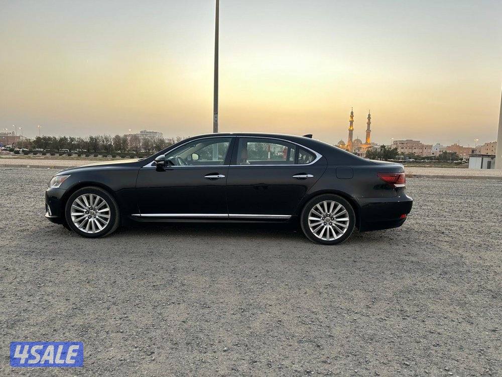 لكزس LS 460 لارج موديل ٢٠١٦ بحالة الوكالة2