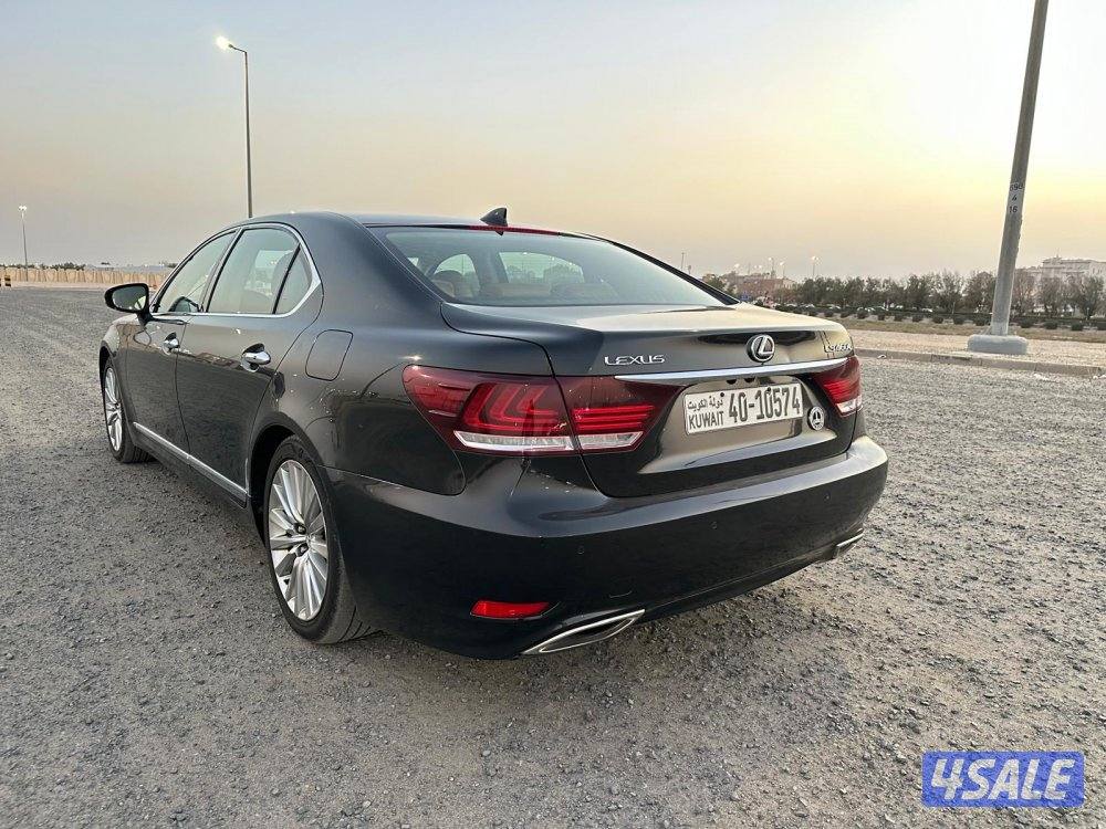 لكزس LS 460 لارج موديل ٢٠١٦ بحالة الوكالة6