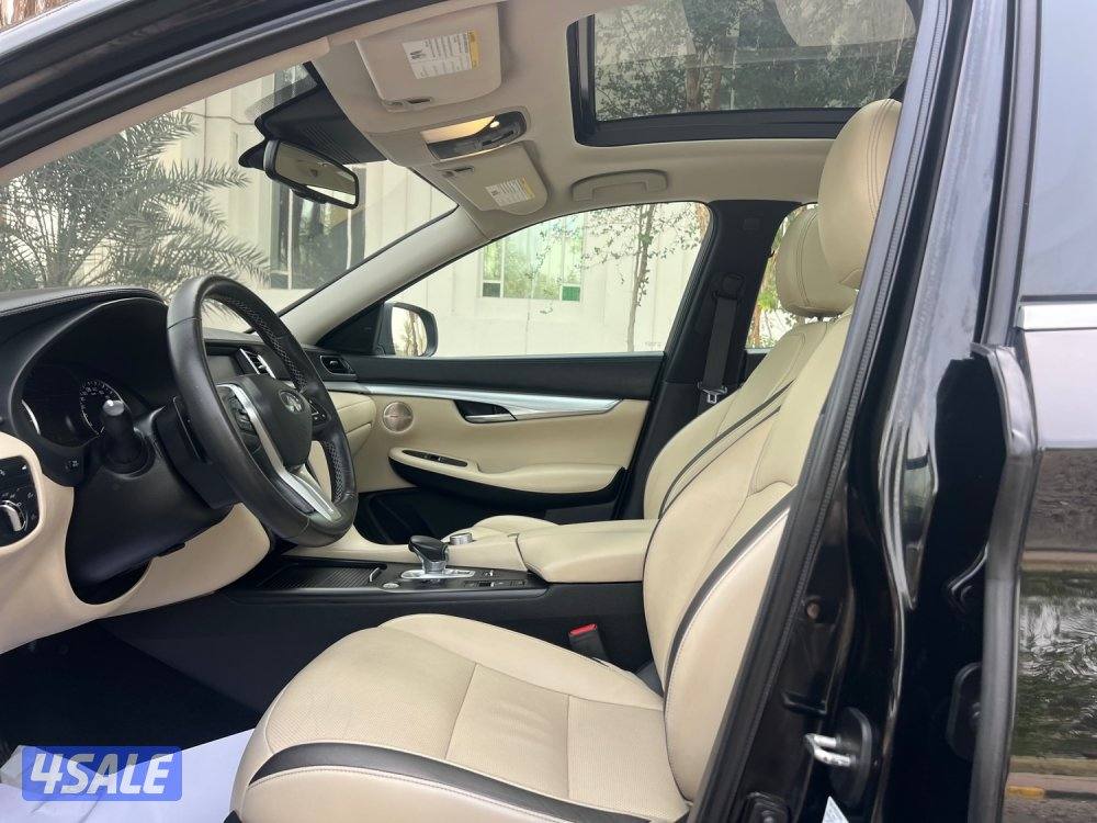 انفينيتي موديل ٢٠٢٠حجم QX50 ماشي ٤٥ الف الدرجه الاولي صبغ وكاله9