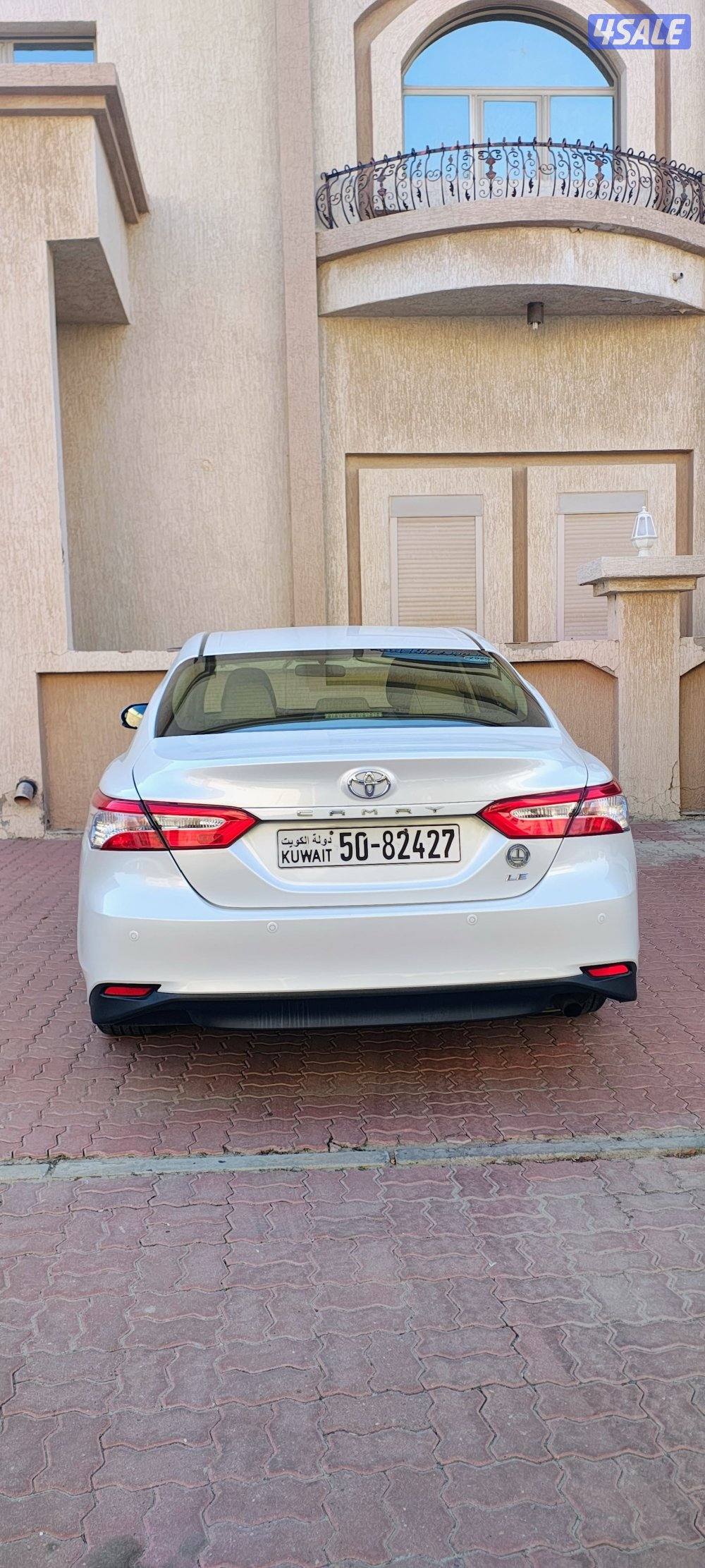 كامري 2020 عداد 13000 لون ابيض شرط الفحص صبغ وكالة2