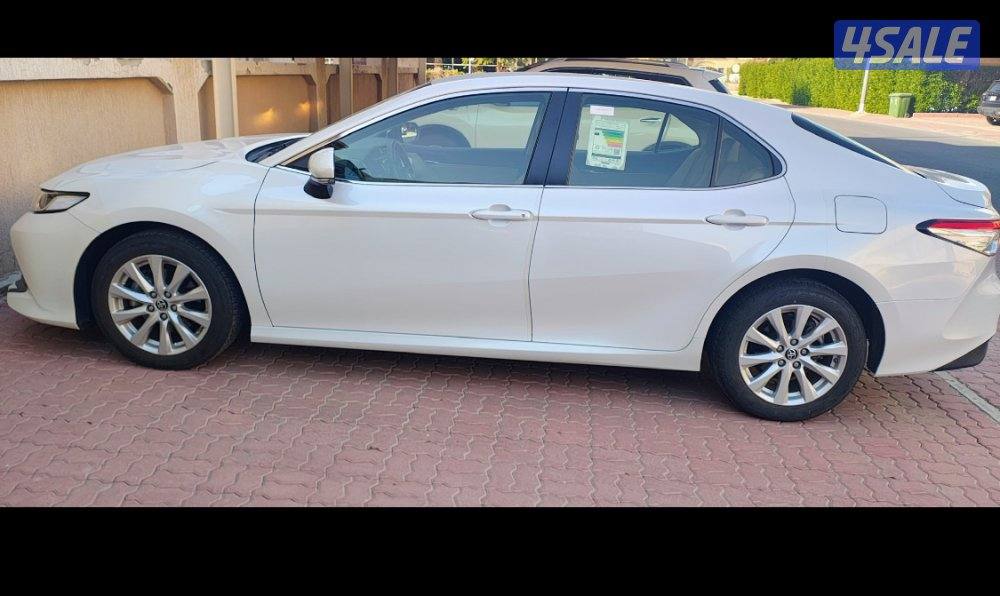 كامري 2020 عداد 13000 لون ابيض شرط الفحص صبغ وكالة3