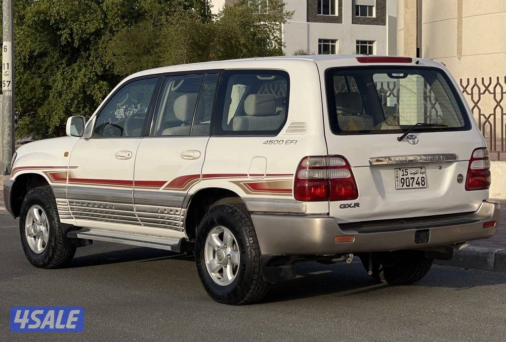 للبيع لاندكروزر موديل 2003 قير عادي شرط الفحص0
