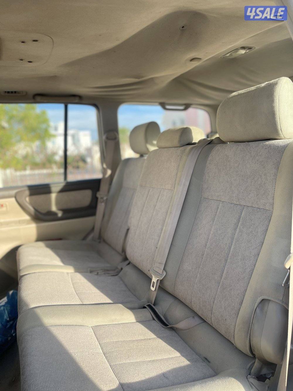 للبيع لاندكروزر موديل 2003 قير عادي شرط الفحص6