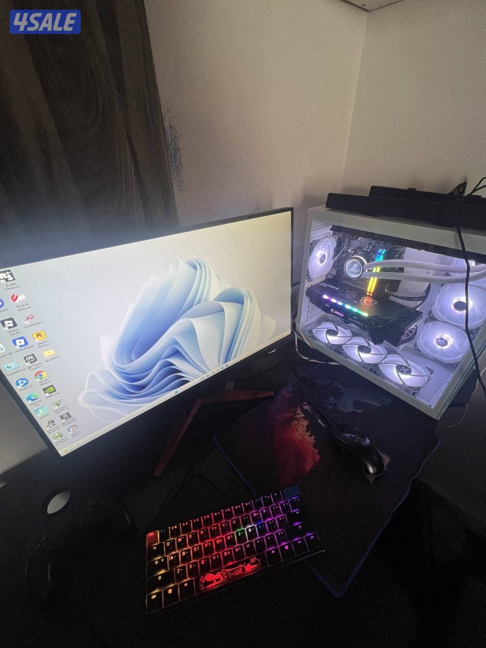 شاشه قيمنق للبيع2