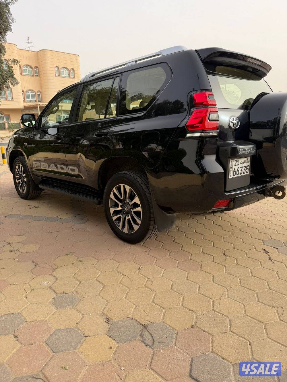 � تويوتا برادو 2023 TXL – وارد الساير7