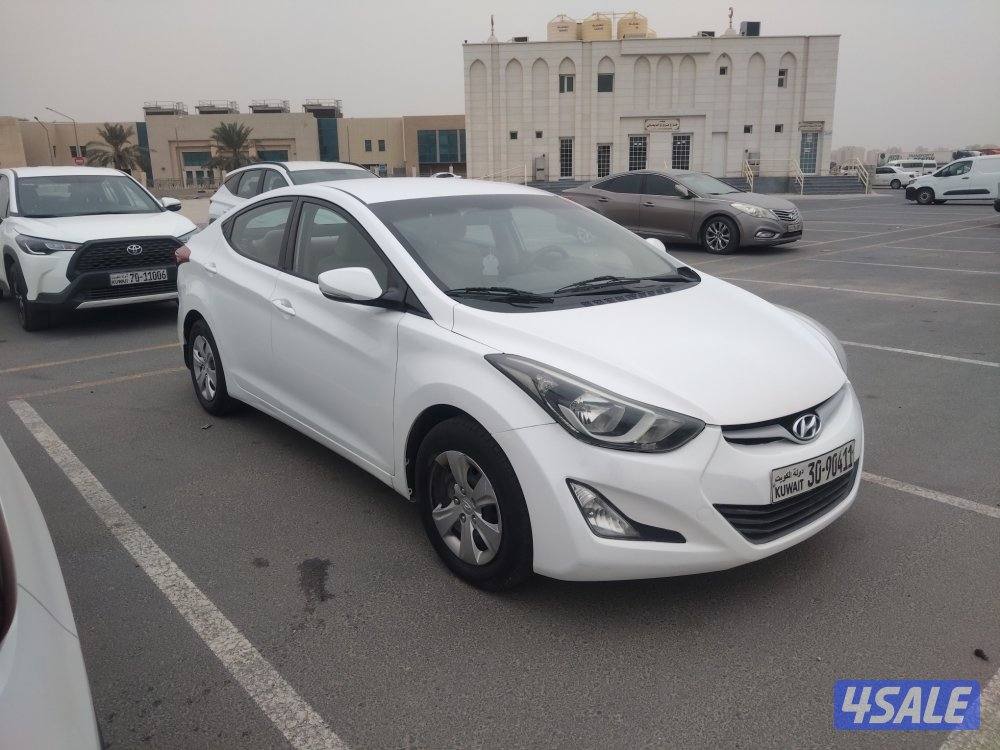 هيونداي النترا 2015 لون أبيض عداد 206 بحاله ممتازة1