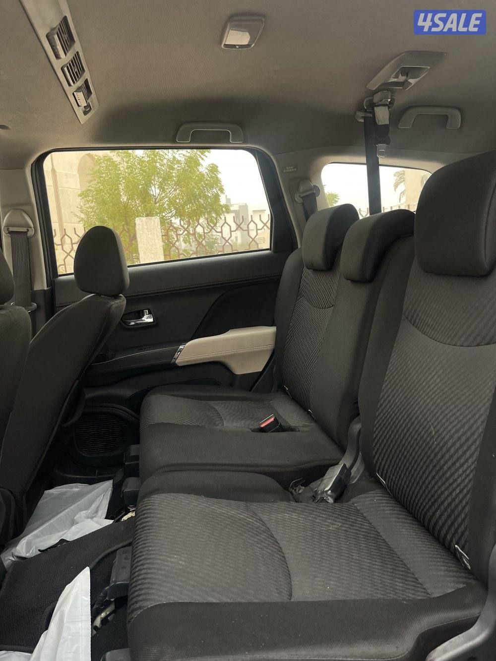 للبيع تيوتا راش موديل 2019 وارد الساير شرط الفحص قير مكينه6