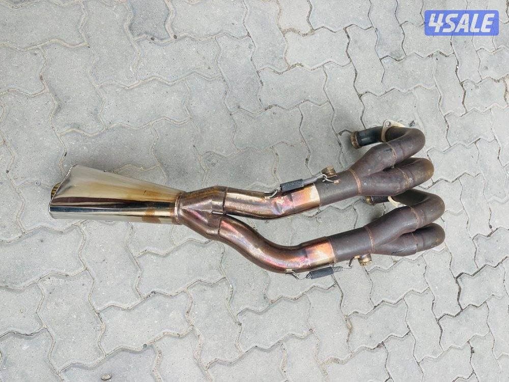 S1000rr exhaust headers and Slipon1
