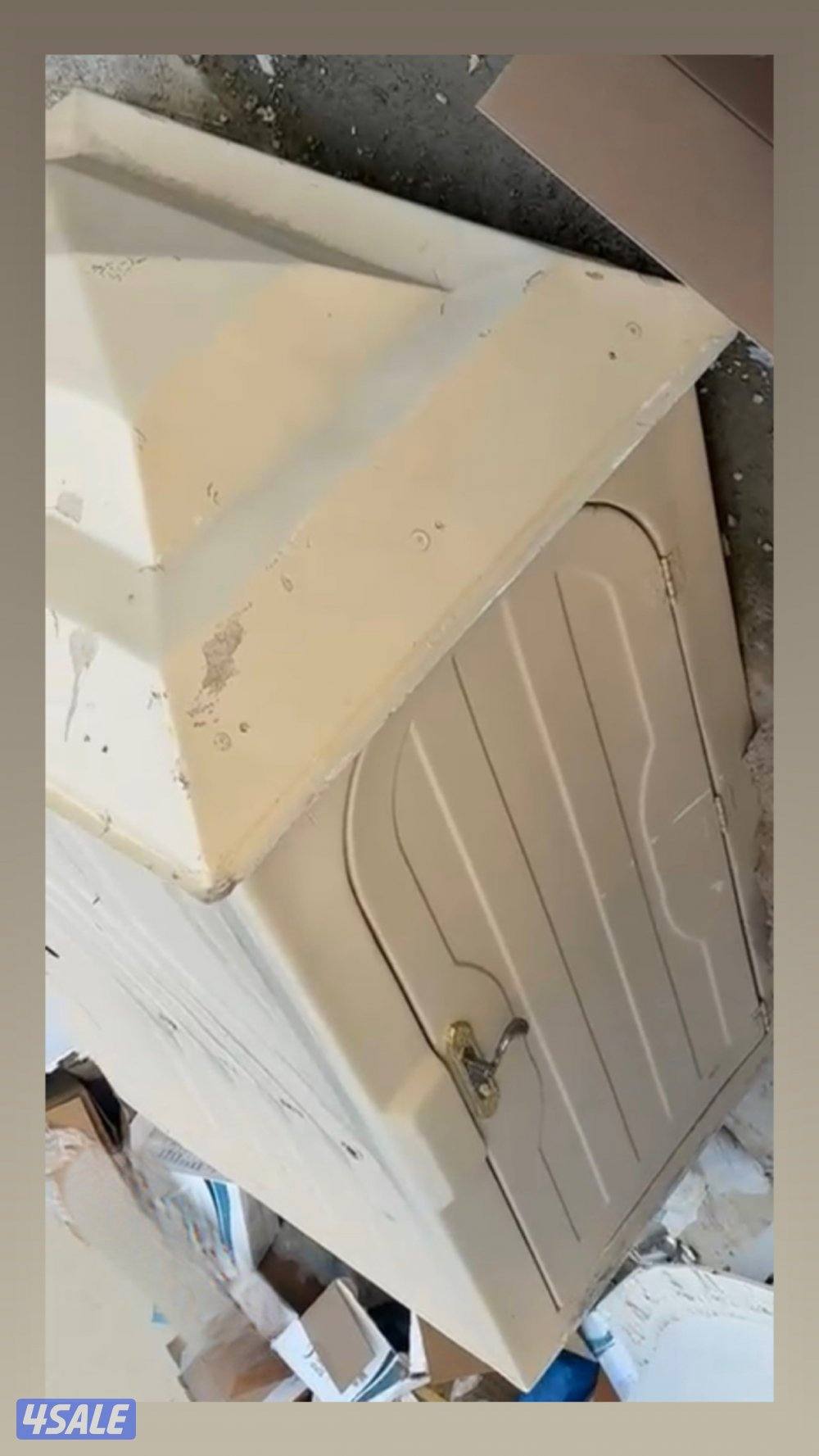 مخيم للبيع غير منصوب خيمة ٩/٥خيمة ٥/٥ حمام فيبر جلاس وتانكي ١٠٠٠وركايز0