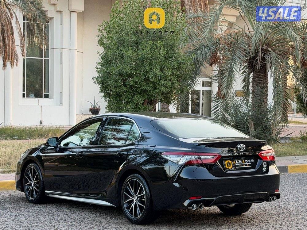 للبيع كامري SE V6 موديل 2023 وارد الساير6