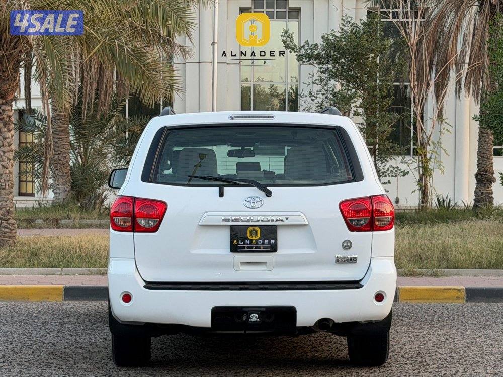 للبيع سيكويا SR5 4x4 موديل 2013 وارد الساير4